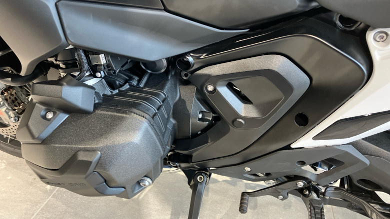 24 Model Year BMW R1300 GS TE